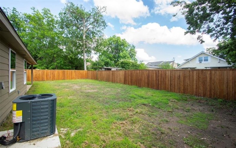 519 W James Street, Wills Point, TX 75169, 3 Habitaciones Habitaciones , ,2 BañosBaños,Residential,En Venta,519 W James Street,0,20870968