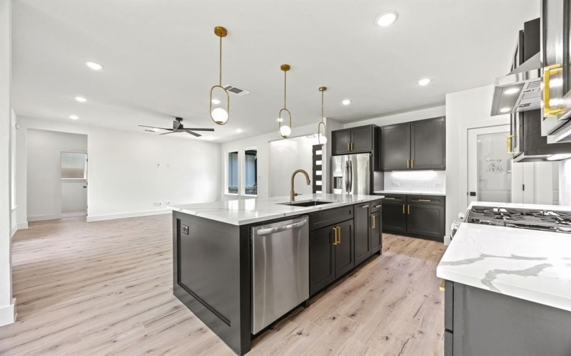 402 S Humphrey Avenue, Kerens, TX 75144, 3 Habitaciones Habitaciones , ,2 BañosBaños,Residential,En Venta,402 S Humphrey Avenue,20948251