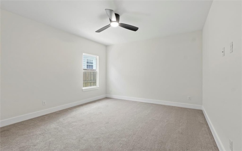1527 S Denley Drive, Dallas, TX 75216, 4 Habitaciones Habitaciones , ,2 BañosBaños,Residential,En Venta,1527 S Denley Drive,20954677