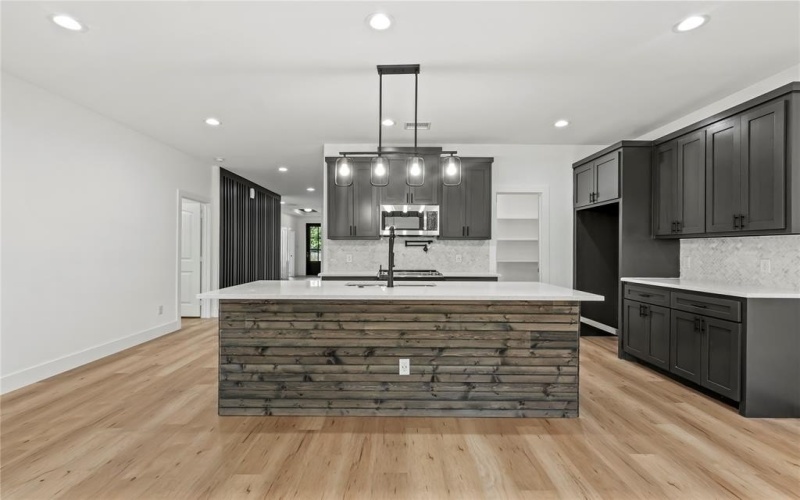 1527 S Denley Drive, Dallas, TX 75216, 4 Habitaciones Habitaciones , ,2 BañosBaños,Residential,En Venta,1527 S Denley Drive,20954677