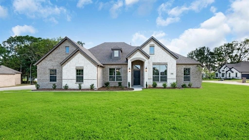 106 Lakeview Drive, Canton, TX 75103, 4 Habitaciones Habitaciones , ,2 BañosBaños,Residential,En Venta,106 Lakeview Drive,20955484