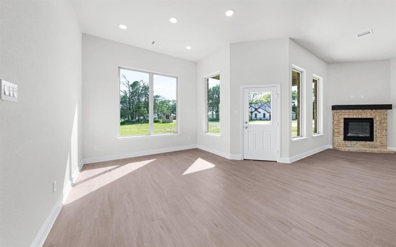 106 Lakeview Drive, Canton, TX 75103, 4 Habitaciones Habitaciones , ,2 BañosBaños,Residential,En Venta,106 Lakeview Drive,20955484