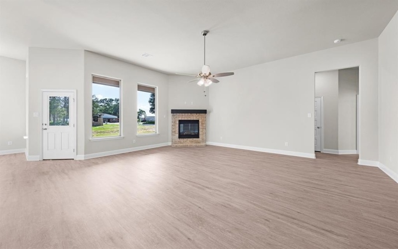 106 Lakeview Drive, Canton, TX 75103, 4 Habitaciones Habitaciones , ,2 BañosBaños,Residential,En Venta,106 Lakeview Drive,20955484