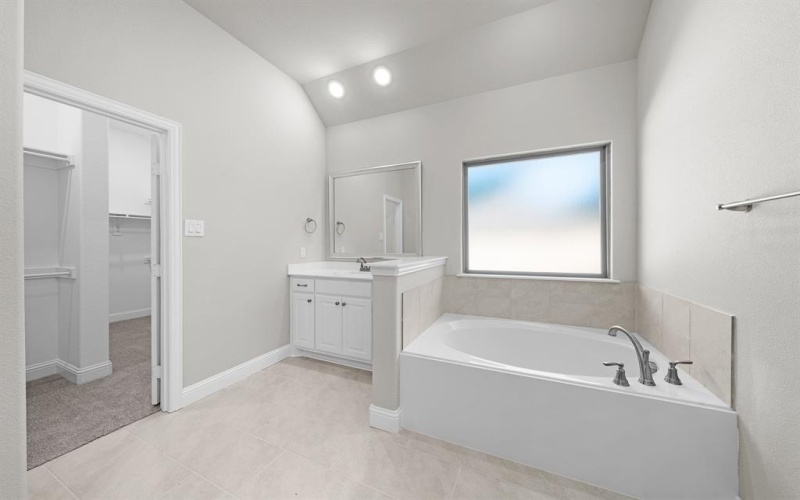 106 Lakeview Drive, Canton, TX 75103, 4 Habitaciones Habitaciones , ,2 BañosBaños,Residential,En Venta,106 Lakeview Drive,20955484