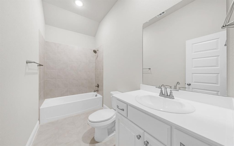 106 Lakeview Drive, Canton, TX 75103, 4 Habitaciones Habitaciones , ,2 BañosBaños,Residential,En Venta,106 Lakeview Drive,20955484