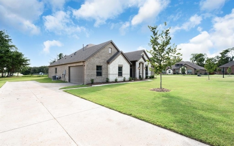 106 Lakeview Drive, Canton, TX 75103, 4 Habitaciones Habitaciones , ,2 BañosBaños,Residential,En Venta,106 Lakeview Drive,20955484