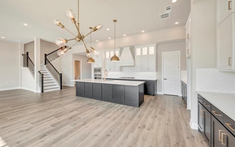 2024 Clearwater Drive, Lakewood Village, TX 75068, 4 Bedrooms Bedrooms, ,3 BathroomsBathrooms,Residential,For Sale,2024 Clearwater Drive,0,20955496