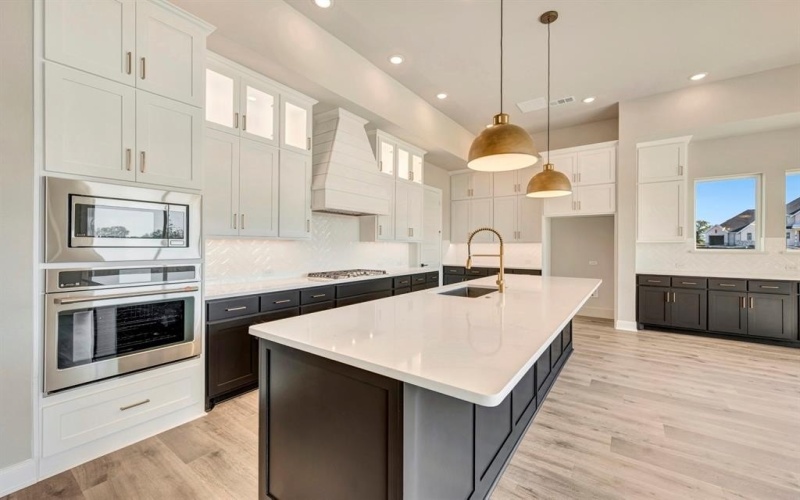 2024 Clearwater Drive, Lakewood Village, TX 75068, 4 Bedrooms Bedrooms, ,3 BathroomsBathrooms,Residential,For Sale,2024 Clearwater Drive,0,20955496