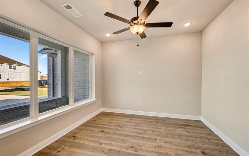 2024 Clearwater Drive, Lakewood Village, TX 75068, 4 Bedrooms Bedrooms, ,3 BathroomsBathrooms,Residential,For Sale,2024 Clearwater Drive,0,20955496