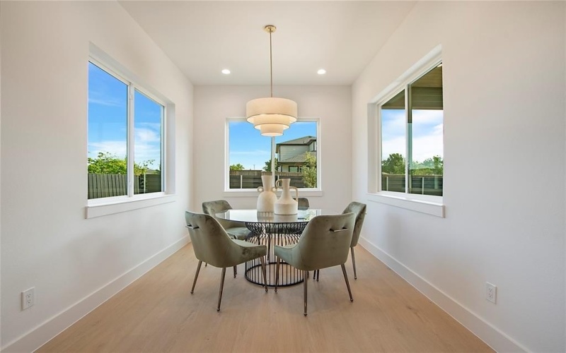 1903 McBroom Street, Dallas, TX 75212, 5 Bedrooms Bedrooms, ,6 BathroomsBathrooms,Residential,For Sale,1903 McBroom Street,20954244