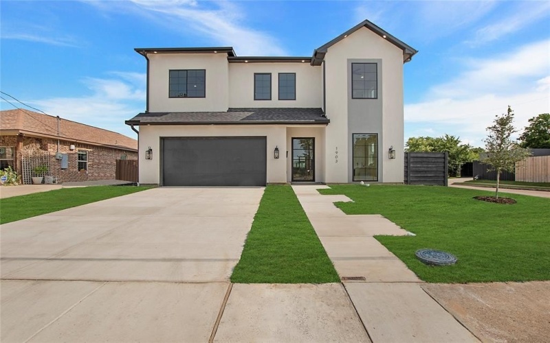 1903 McBroom Street, Dallas, TX 75212, 5 Bedrooms Bedrooms, ,6 BathroomsBathrooms,Residential,For Sale,1903 McBroom Street,20954244