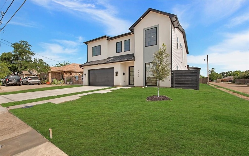 1903 McBroom Street, Dallas, TX 75212, 5 Bedrooms Bedrooms, ,6 BathroomsBathrooms,Residential,For Sale,1903 McBroom Street,20954244