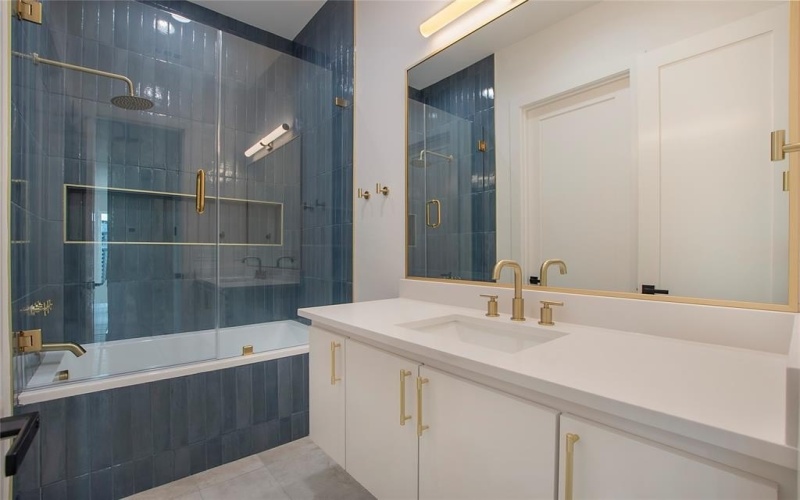 1903 McBroom Street, Dallas, TX 75212, 5 Bedrooms Bedrooms, ,6 BathroomsBathrooms,Residential,For Sale,1903 McBroom Street,20954244