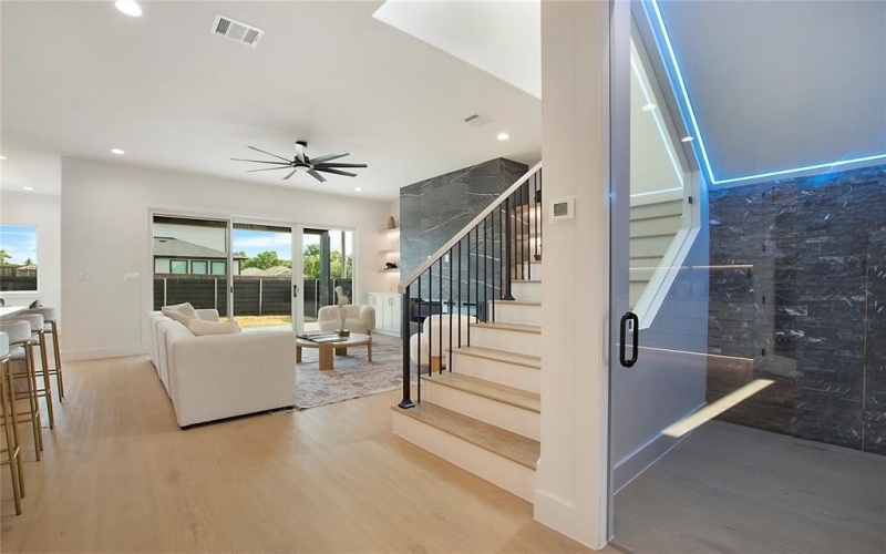 1903 McBroom Street, Dallas, TX 75212, 5 Bedrooms Bedrooms, ,6 BathroomsBathrooms,Residential,For Sale,1903 McBroom Street,20954244