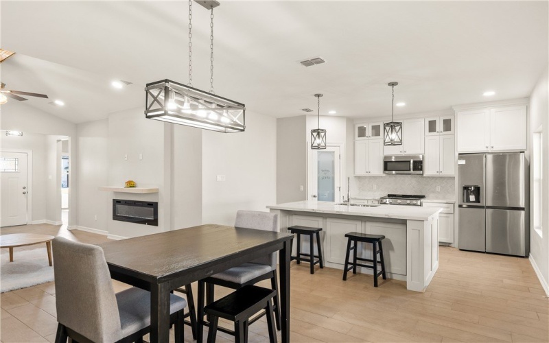 1263 La Esmeralda Drive, Kingsville, TX 78363, 3 Bedrooms Bedrooms, ,2 BathroomsBathrooms,Residential,For Sale,1263 La Esmeralda Drive,0,460010