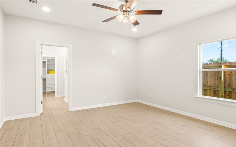 1263 La Esmeralda Drive, Kingsville, TX 78363, 3 Bedrooms Bedrooms, ,2 BathroomsBathrooms,Residential,For Sale,1263 La Esmeralda Drive,0,460010