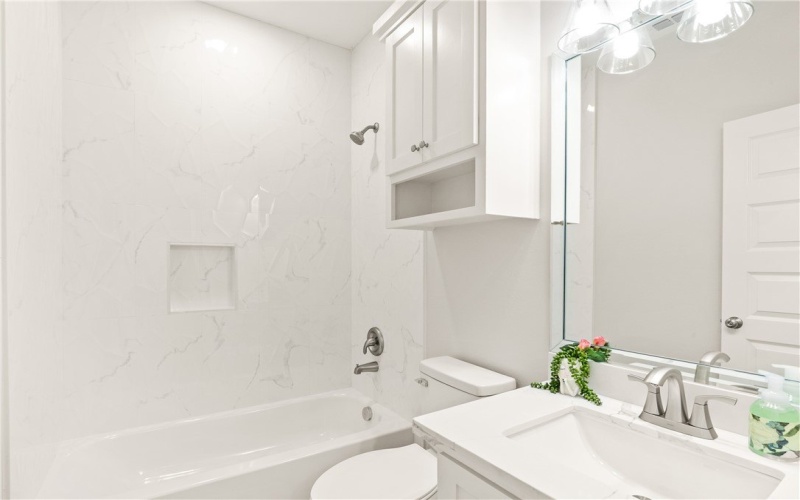 1263 La Esmeralda Drive, Kingsville, TX 78363, 3 Bedrooms Bedrooms, ,2 BathroomsBathrooms,Residential,For Sale,1263 La Esmeralda Drive,0,460010
