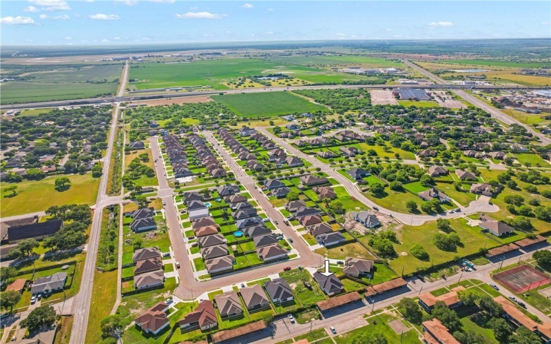 1263 La Esmeralda Drive, Kingsville, TX 78363, 3 Bedrooms Bedrooms, ,2 BathroomsBathrooms,Residential,For Sale,1263 La Esmeralda Drive,0,460010