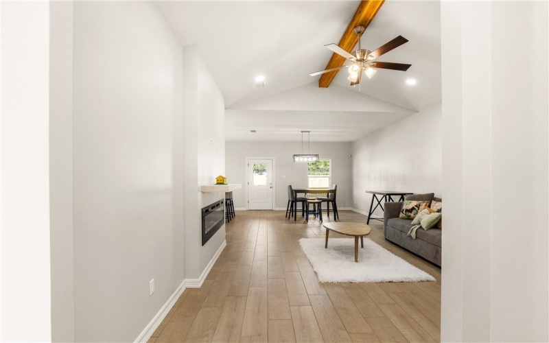 1263 La Esmeralda Drive, Kingsville, TX 78363, 3 Bedrooms Bedrooms, ,2 BathroomsBathrooms,Residential,For Sale,1263 La Esmeralda Drive,0,460010