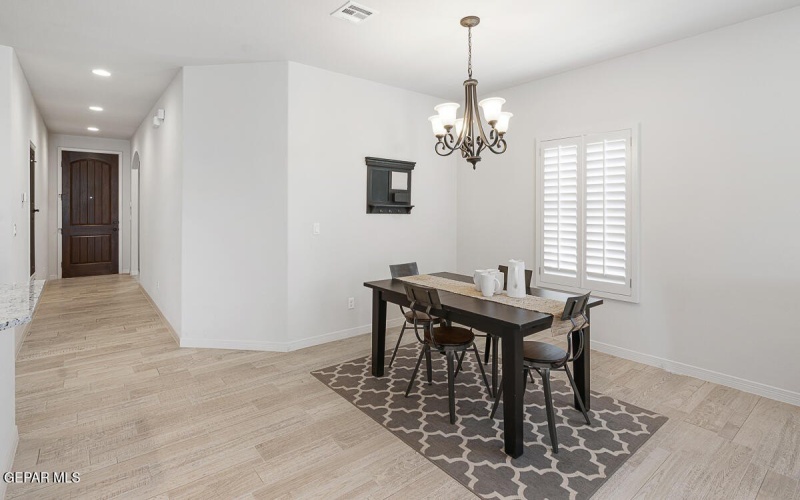 13817 Paseo Bosque Avenue, El Paso, TX 79928, 3 Habitaciones Habitaciones , ,2 BañosBaños,Residential,En Venta,13817 Paseo Bosque Avenue,923811