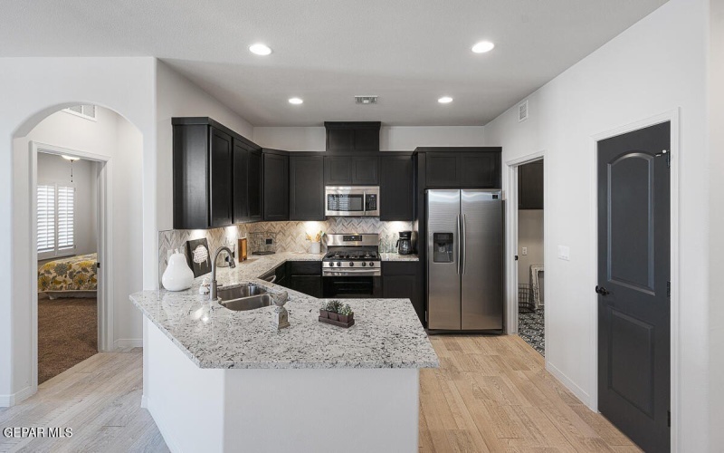 13817 Paseo Bosque Avenue, El Paso, TX 79928, 3 Habitaciones Habitaciones , ,2 BañosBaños,Residential,En Venta,13817 Paseo Bosque Avenue,923811
