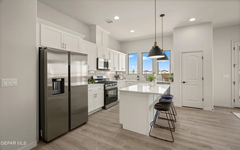 13824 Paseo Bosque Avenue, El Paso, TX 79928, 3 Habitaciones Habitaciones , ,2 BañosBaños,Residential,En Venta,13824 Paseo Bosque Avenue,0,923812