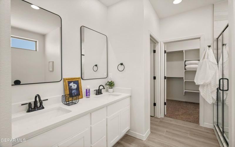 13824 Paseo Bosque Avenue, El Paso, TX 79928, 3 Habitaciones Habitaciones , ,2 BañosBaños,Residential,En Venta,13824 Paseo Bosque Avenue,0,923812