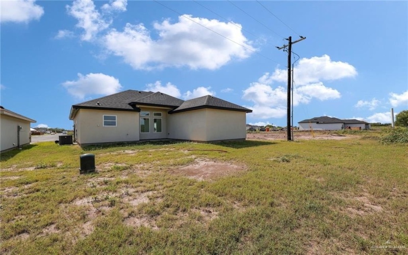 5917 N Playa Del Sol Street, Edinburg, TX 78542, 3 Habitaciones Habitaciones , ,2 BañosBaños,Residential,En Venta,5917 N Playa Del Sol Street,472655
