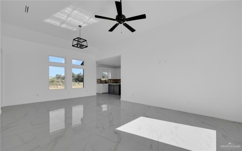 5917 N Playa Del Sol Street, Edinburg, TX 78542, 3 Habitaciones Habitaciones , ,2 BañosBaños,Residential,En Venta,5917 N Playa Del Sol Street,472655