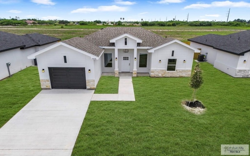 17898 REDWOOD ST, COMBES, TX 78552, 3 Habitaciones Habitaciones , ,2 BañosBaños,Residential,En Venta,17898 REDWOOD ST,29765672
