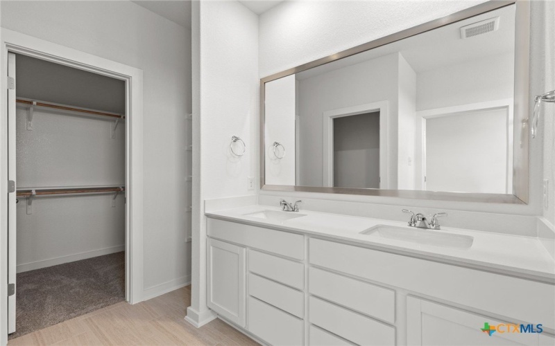 645 Salamander, San Marcos, TX 78666, 3 Habitaciones Habitaciones , ,2 BañosBaños,Residential,En Venta,645 Salamander,582027