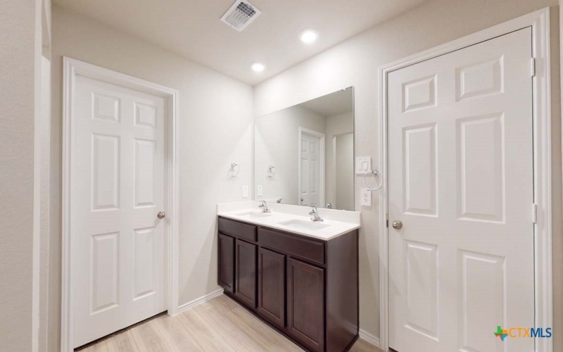 629 Eaton Drive, Temple, TX 76504, 3 Bedrooms Bedrooms, ,2 BathroomsBathrooms,Residential,For Sale,629 Eaton Drive,582028