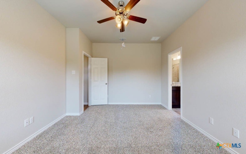 4013 Hayes Court, Belton, TX 76513, 4 Bedrooms Bedrooms, ,2 BathroomsBathrooms,Residential,For Sale,4013 Hayes Court,582036