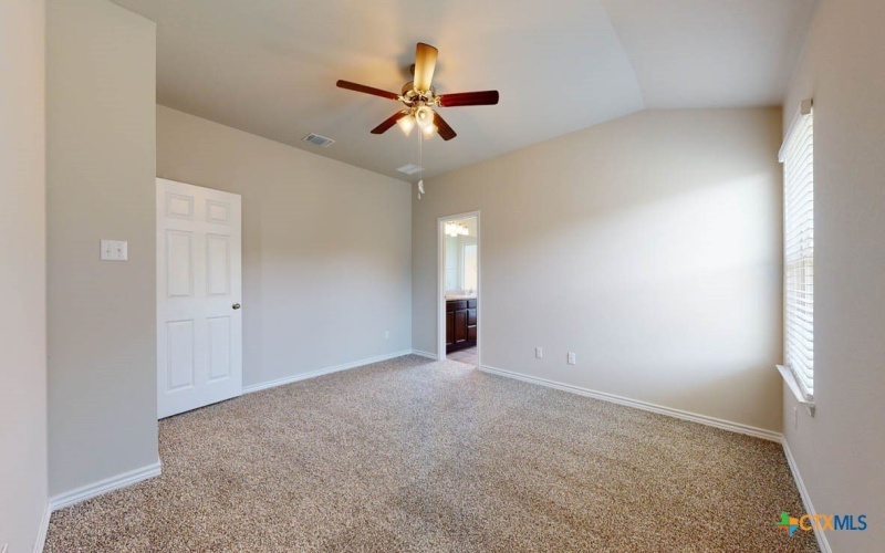 4013 Hayes Court, Belton, TX 76513, 4 Bedrooms Bedrooms, ,2 BathroomsBathrooms,Residential,For Sale,4013 Hayes Court,582036