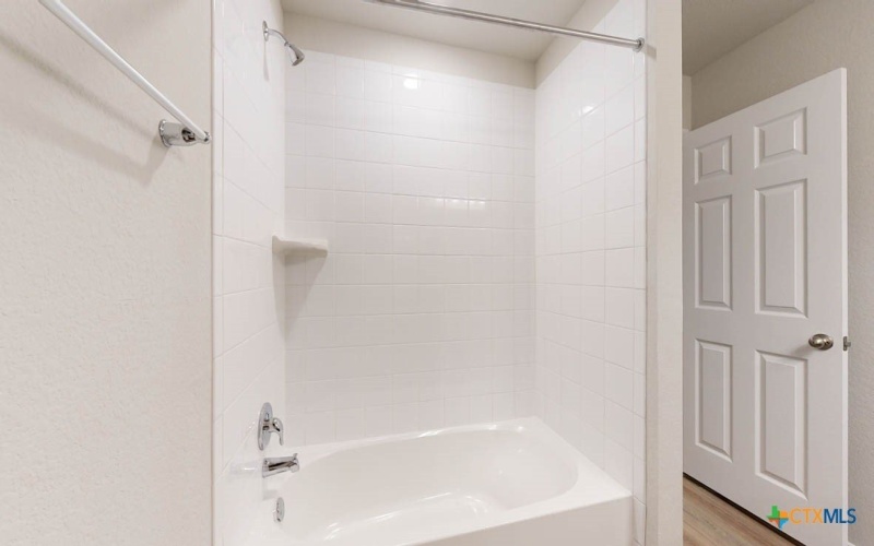 4013 Hayes Court, Belton, TX 76513, 4 Bedrooms Bedrooms, ,2 BathroomsBathrooms,Residential,For Sale,4013 Hayes Court,582036