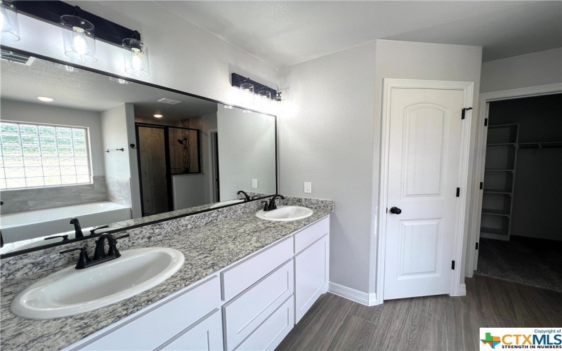 3827 Leming Court, Temple, TX 76504, 4 Bedrooms Bedrooms, ,2 BathroomsBathrooms,Residential,For Sale,3827 Leming Court,543377