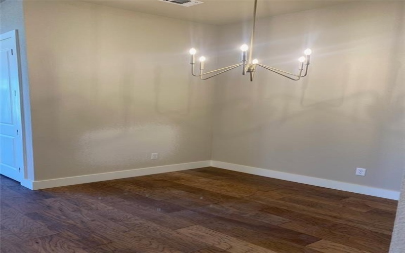 8044 Thomas Crossing, North Richland Hills, TX 76180, 3 Habitaciones Habitaciones , ,2 BañosBaños,Residential,En Venta,8044 Thomas Crossing,20578935