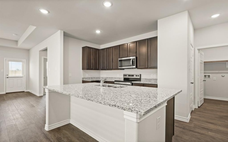 7817 White Spruce Lane, Fort Worth, TX 76123, 4 Habitaciones Habitaciones , ,3 BañosBaños,Residential,En Venta,7817 White Spruce Lane,20956973