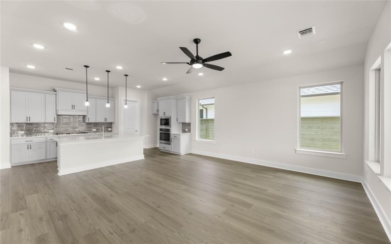 8425 Peach, Justin, TX 76247, 3 Bedrooms Bedrooms, ,2 BathroomsBathrooms,Residential,For Sale,8425 Peach,20957017