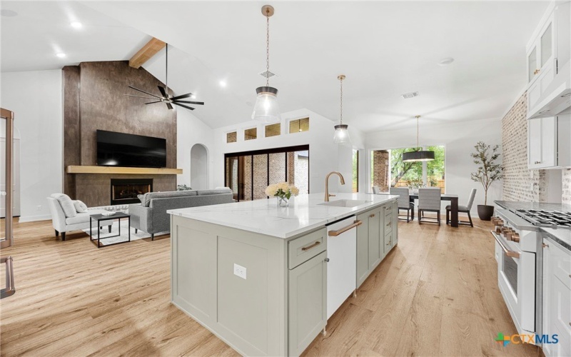 7215 Castlerock Drive, Temple, TX 76502, 4 Bedrooms Bedrooms, ,3 BathroomsBathrooms,Residential,For Sale,7215 Castlerock Drive,581830