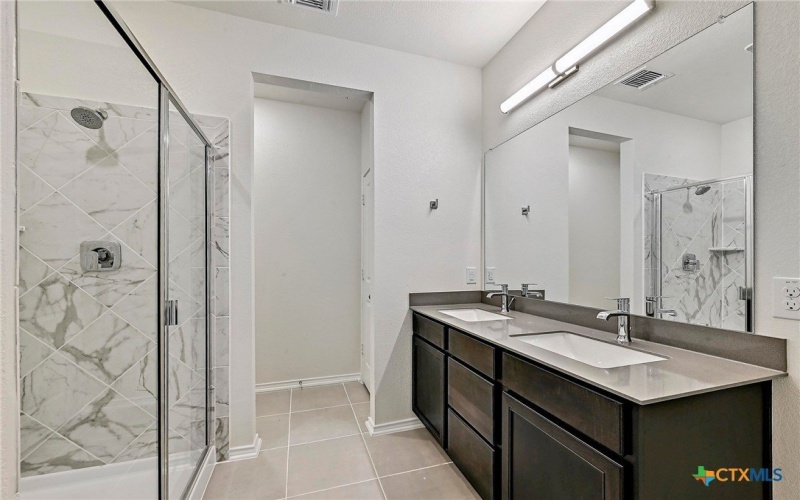 715 Ryan Street, Belton, TX 76513, 3 Habitaciones Habitaciones , ,2 BañosBaños,Residential,En Venta,715 Ryan Street,582119