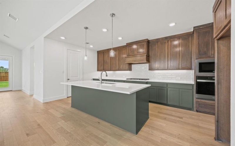 4016 Reserve Way, Providence Village, TX 76227, 3 Bedrooms Bedrooms, ,2 BathroomsBathrooms,Residential,For Sale,4016 Reserve Way,0,20955580