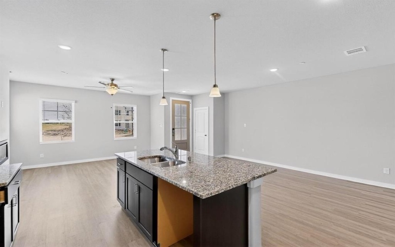 1800 Summer Aura, Mesquite, TX 75181, 3 Bedrooms Bedrooms, ,2 BathroomsBathrooms,Residential,For Sale,1800 Summer Aura,20955726