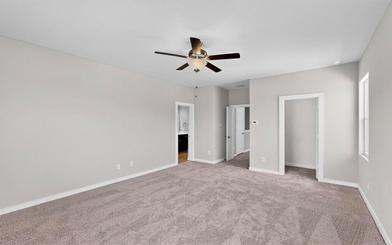 1800 Summer Aura, Mesquite, TX 75181, 3 Bedrooms Bedrooms, ,2 BathroomsBathrooms,Residential,For Sale,1800 Summer Aura,20955726