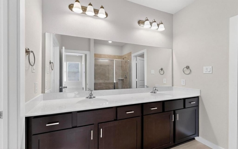 1800 Summer Aura, Mesquite, TX 75181, 3 Bedrooms Bedrooms, ,2 BathroomsBathrooms,Residential,For Sale,1800 Summer Aura,20955726