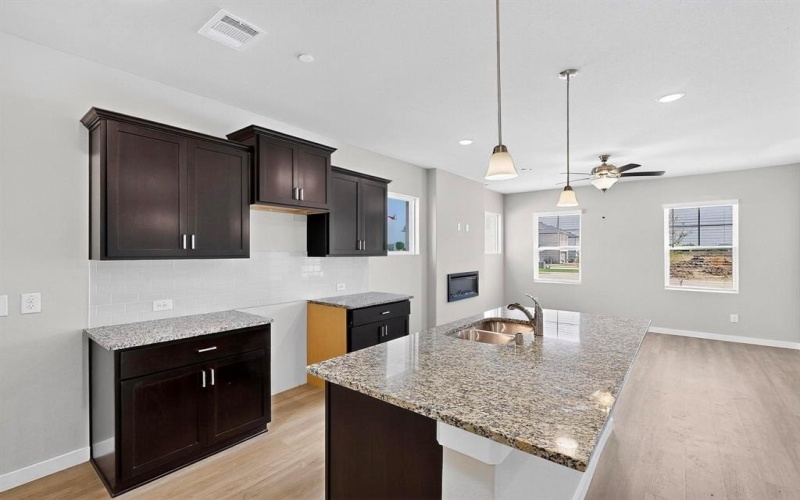 1800 Summer Aura, Mesquite, TX 75181, 3 Bedrooms Bedrooms, ,2 BathroomsBathrooms,Residential,For Sale,1800 Summer Aura,20955726