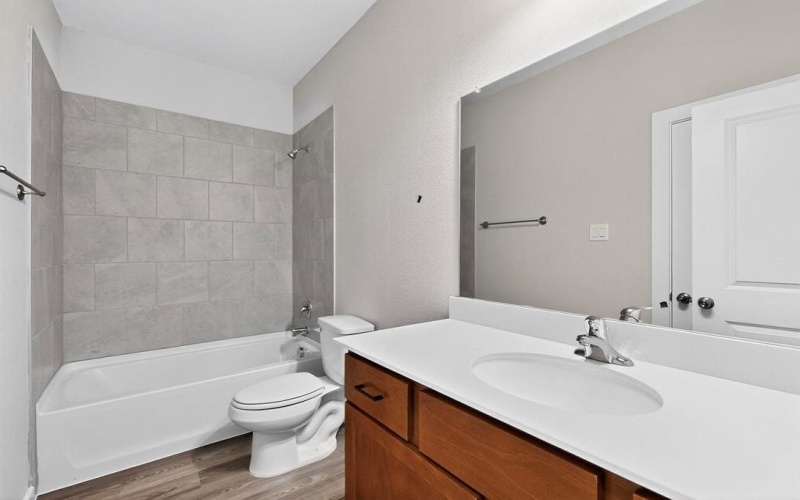 1808 Summer Aura, Mesquite, TX 75181, 3 Bedrooms Bedrooms, ,2 BathroomsBathrooms,Residential,For Sale,1808 Summer Aura,20955735