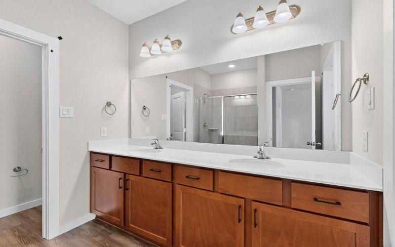1808 Summer Aura, Mesquite, TX 75181, 3 Bedrooms Bedrooms, ,2 BathroomsBathrooms,Residential,For Sale,1808 Summer Aura,20955735