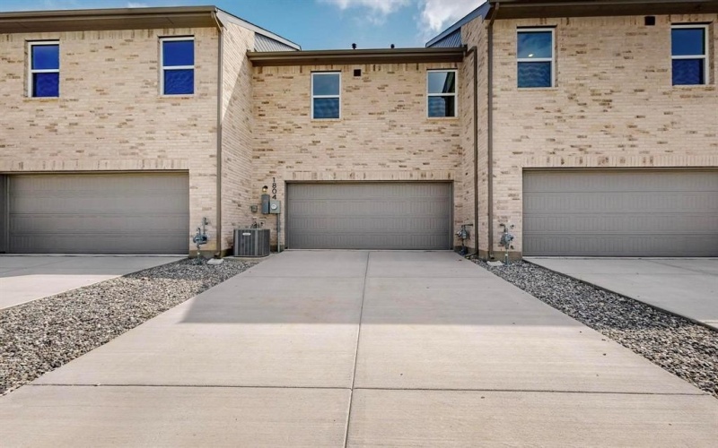 1804 Summer Aura, Mesquite, TX 75181, 3 Bedrooms Bedrooms, ,2 BathroomsBathrooms,Residential,For Sale,1804 Summer Aura,20955749
