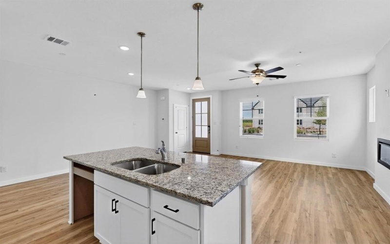 1812 Summer Aura, Mesquite, TX 75181, 3 Bedrooms Bedrooms, ,2 BathroomsBathrooms,Residential,For Sale,1812 Summer Aura,20955773